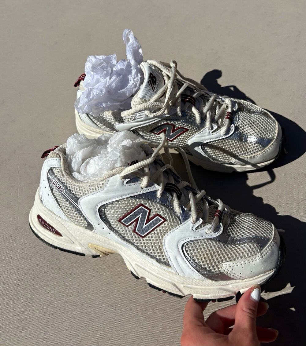 New Balance 530 White/Red Sneakers Women’s Size 8